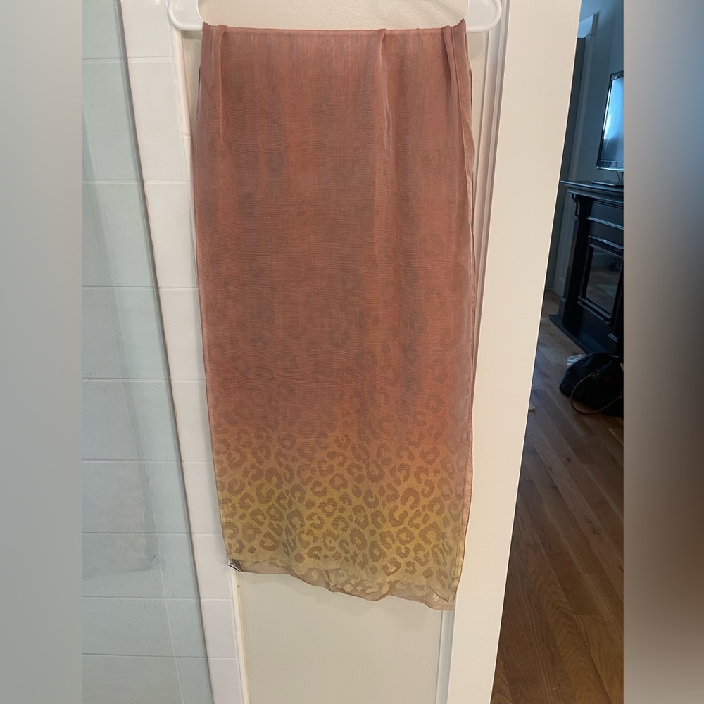 Vintage Yves Saint Laurent Scarf 100% Silk Luxury animal print elegant Paris - Picture 4 of 7